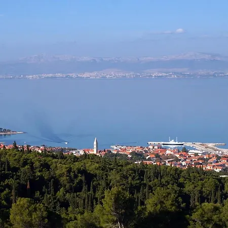 With A Parking Space Supetar, Brac - 5670 Appartement Supetar