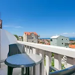 Apartmán With Parking Space Supetar, Brac - 5670