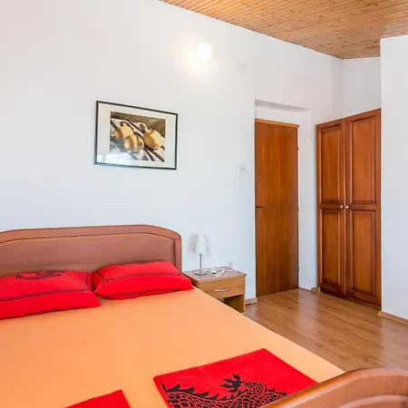 With Parking Space Supetar, Brac - 5670 Apartmán Supetar