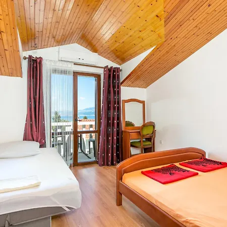 Apartmán With Parking Space Supetar, Brac - 5670